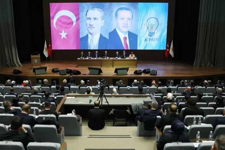 AK Parti MKYK toplandı