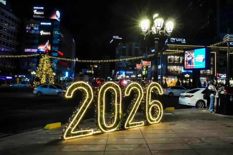 Başkentte yılbaşı coşkusu Kızılay Meydanı’nda