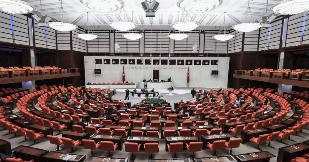 Cumhuriyet Halk Partisi’nden Staj ve Çıraklık Tepkisi