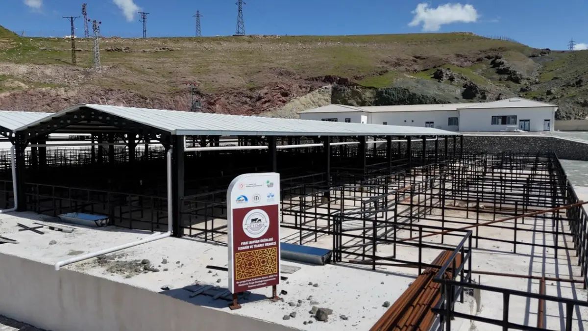 Elazığ Belediyesi’nden Kurban Bayramı İçin Modern Kesim ve Satış Alanı Hazırlığı