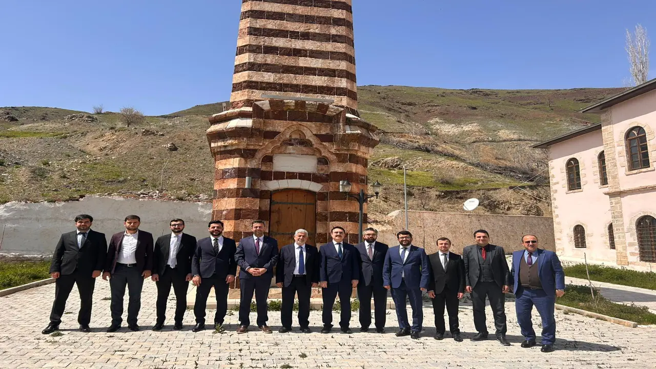 Elazığ’da İlçe Müftüleri Toplantısı Maden’de Gerçekleştirildi