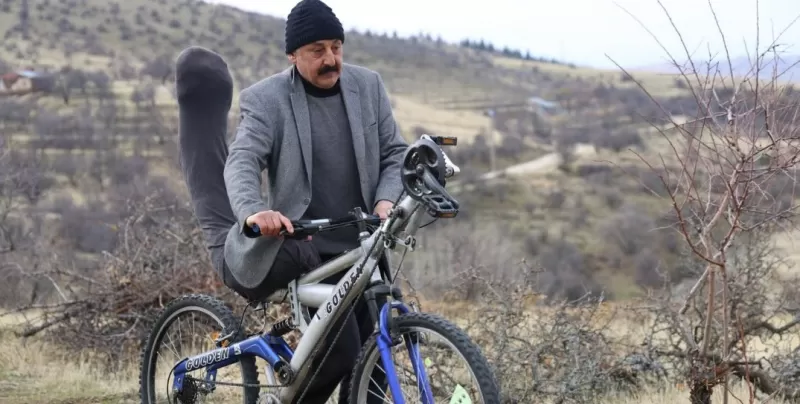 Elazığlı Usta, Sıra Dışı Bisikletleriyle Şaşırtıyor