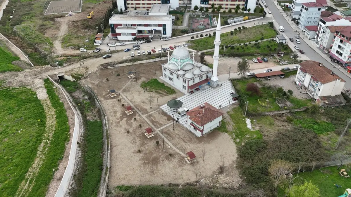 Ordu’da Cami Çevreleri Modern ve Estetik Yaşam Alanına Dönüştürüldü