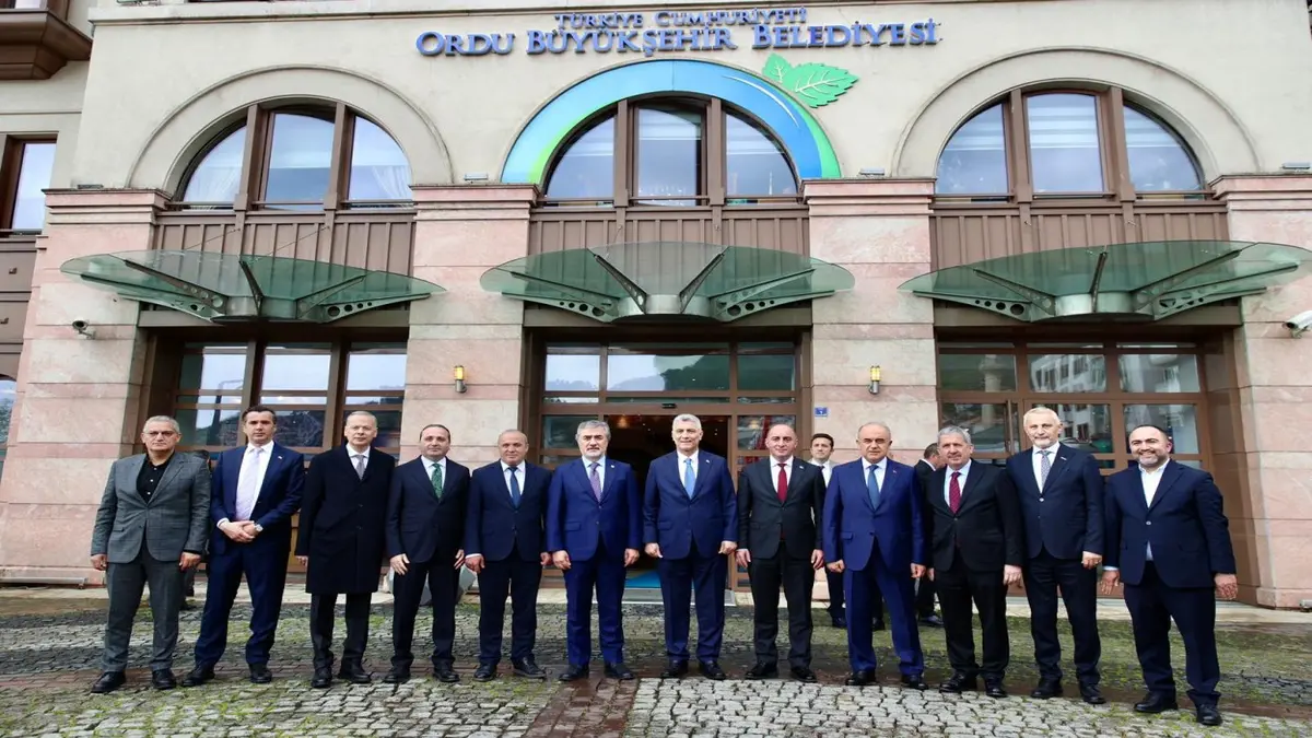 Ticaret Bakanı Ömer Bolat’tan Ordu Büyükşehir Belediyesine Ziyaret