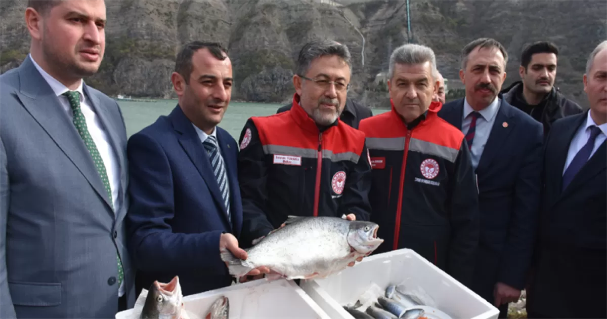 Türk Somonu İhracatta Rekor Kırdı: 500 Milyon Dolarlık Dev Katkı Artvin’den Geldi